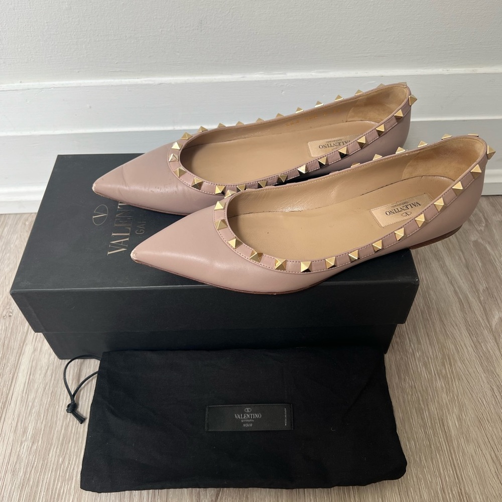 Valentino rockstud flats size 38